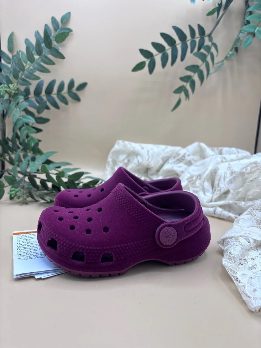 CROCS Kids Classic Clog in Burgundy/Velvet Red